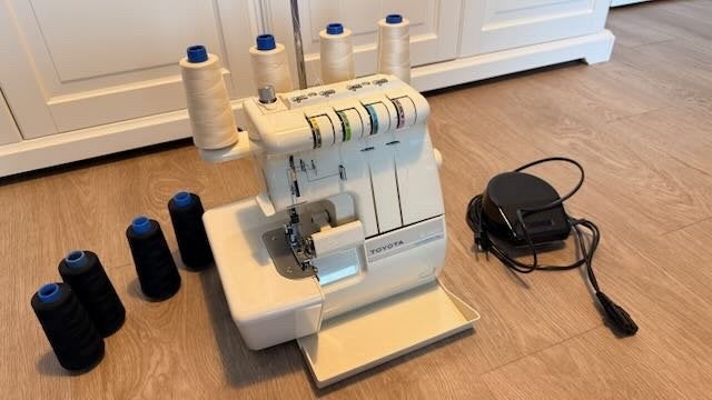 Toyota lock machine, Hobby en Vrije tijd, Ophalen, Gebruikt, Lockmachine, Overige merken