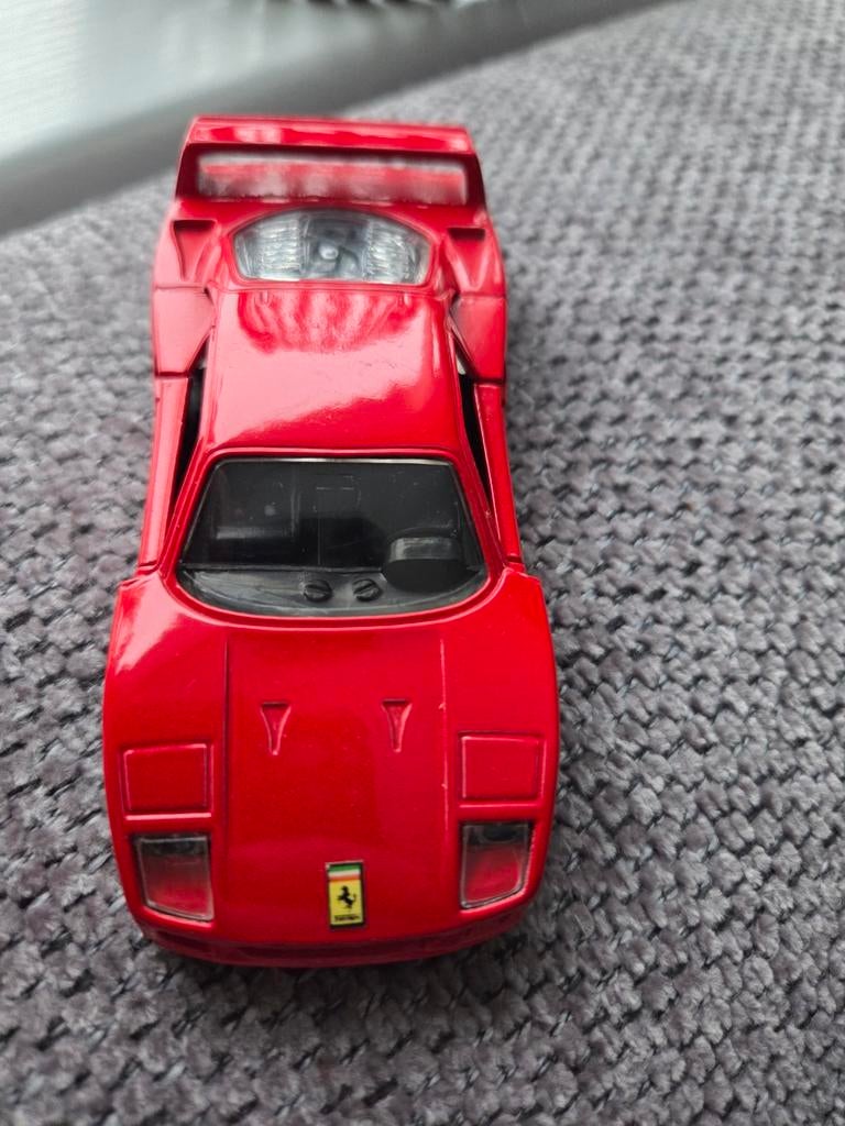 Ferrari F40, Hobby en Vrije tijd, Modelauto's | 1:24, Ophalen of Verzenden, Bburago