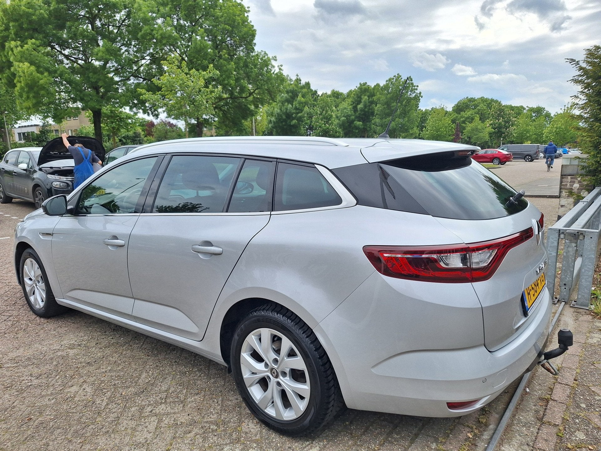 Renault Mégane Estate 1.3 TCe Limited TREKHAAK (bj 2020), Voorwielaandrijving, Stof, Gebruikt, 4 cilinders