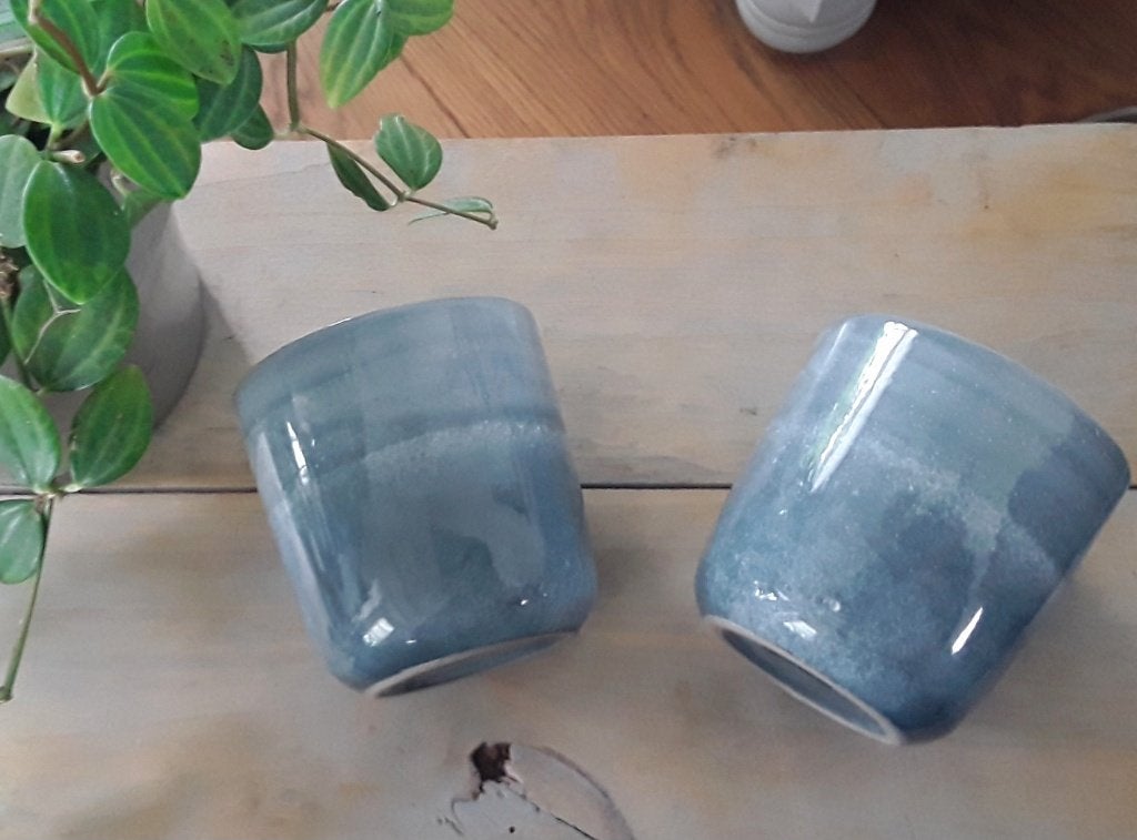 2 bekers - mokken - blauwe glazuur - nieuw - Code Maison, Nieuw, Overige stijlen, Aardewerk, Mok