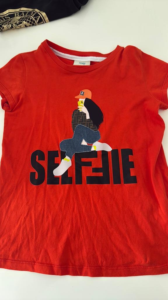 Fendi shirt 8jaar, Kinderen en Baby's, Ophalen of Verzenden, Zo goed als nieuw, Shirt of Longsleeve
