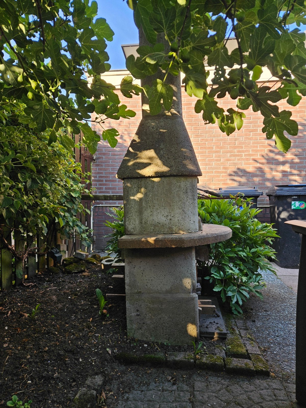 Betonnen buitenhaard/barbecue voor de tuin, Tuin en Terras, Ophalen, Gebruikt
