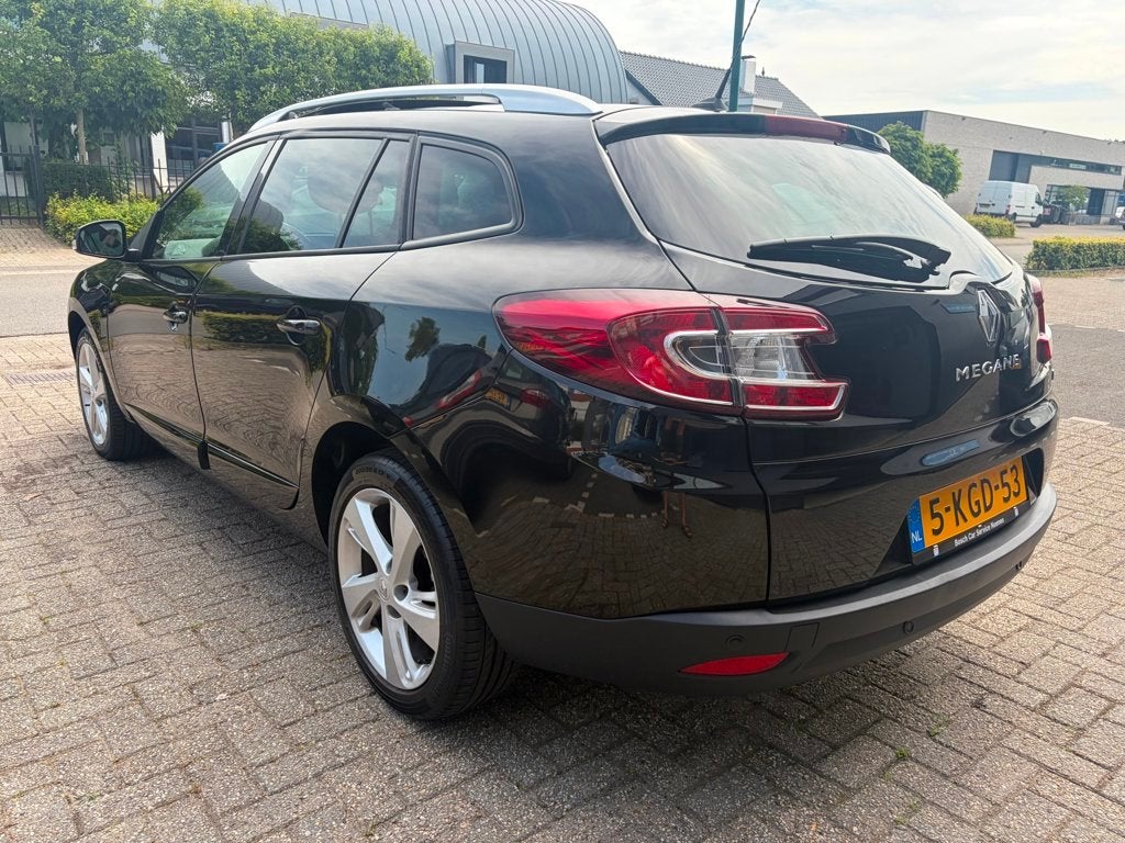 Renault Mégane Estate 1.4 TCe Collection, Pano, Camera, Nav, Auto's, Renault, Gebruikt, 4 cilinders, Zwart, Origineel Nederlands