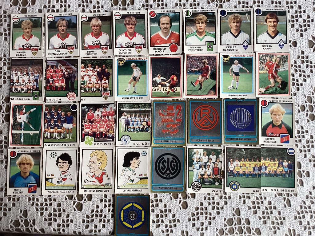 33 stickers Panini FUSSBALL 84, Ophalen of Verzenden, Gebruikt, Meerdere stickers