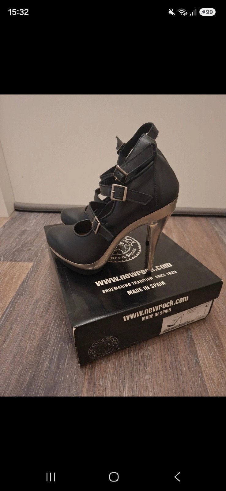 New Rock high heels maat 41, Kleding | Dames, Pumps, Zwart, Nieuw, Ophalen of Verzenden