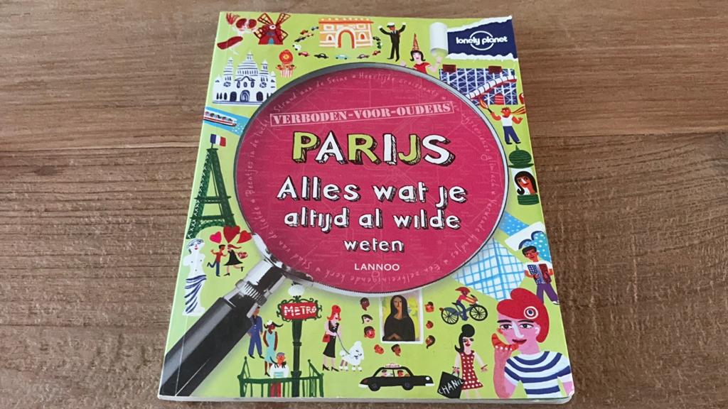 Lonely planet Parijs - verboden voor ouders, Ophalen of Verzenden, Zo goed als nieuw