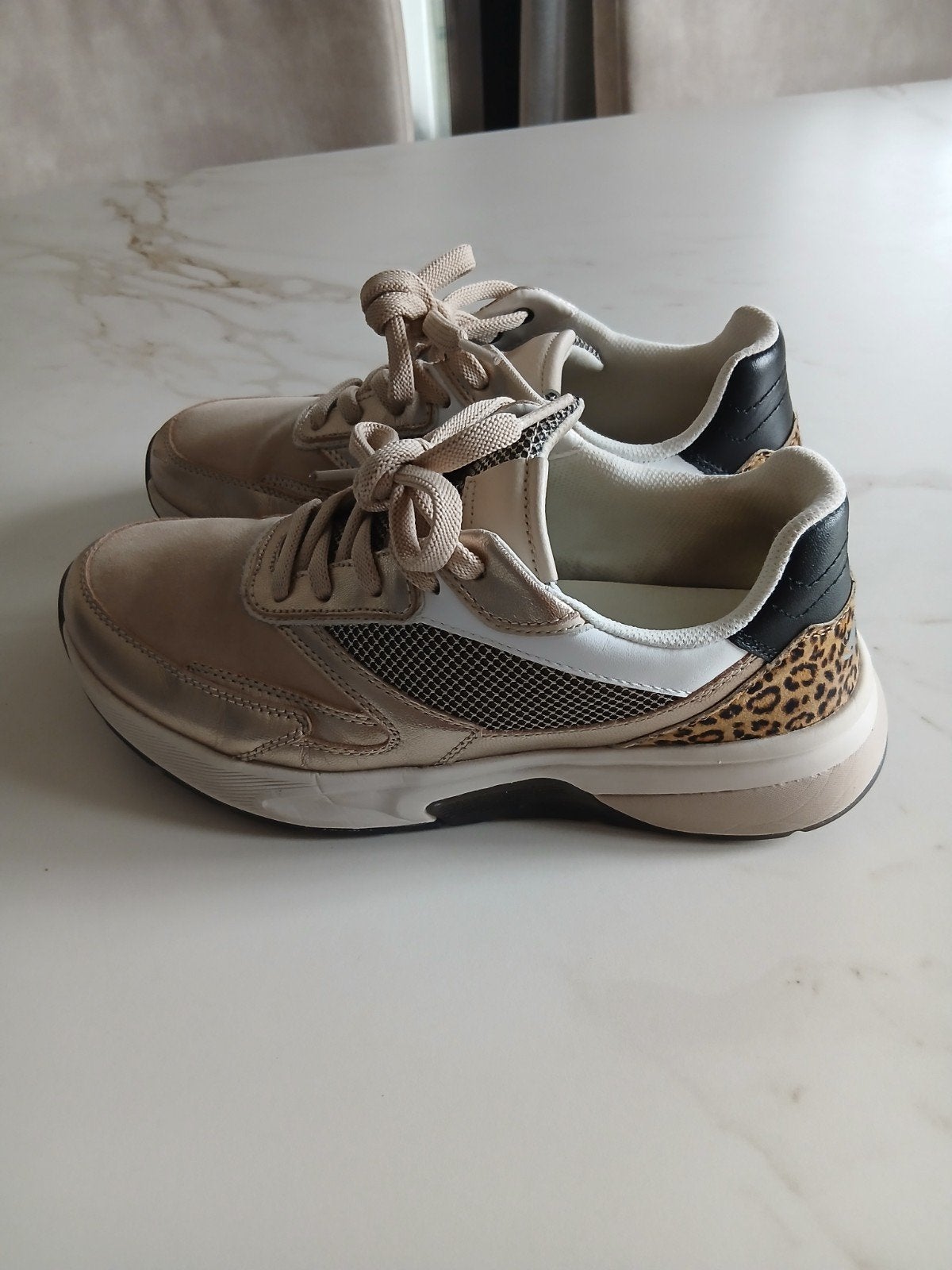 Gabor zo goed als nieuwe Rolling Soft schoenen maat 7, Rolling Soft, Verzenden, Beige, Sneakers of Gympen