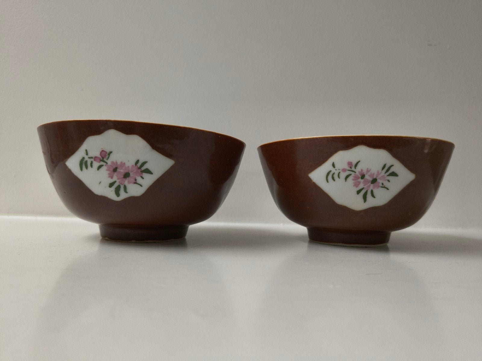 2 Antieke Chinese Capucijner Porseleinen Kommen, Antiek en Kunst, Ophalen of Verzenden