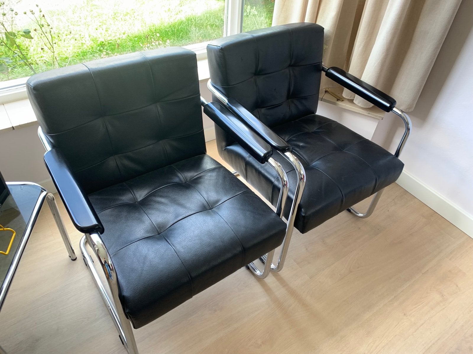 Set van 2 zwart leren fauteuils | Retro vintage, Ophalen, Gebruikt, 75 tot 100 cm, Retro vintage