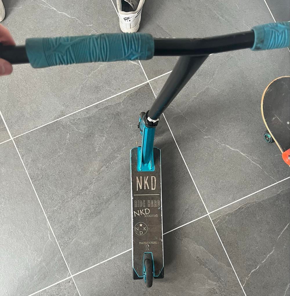NKD Stuntstep - Blauw/Zwart, Ophalen, Gebruikt, Overige typen