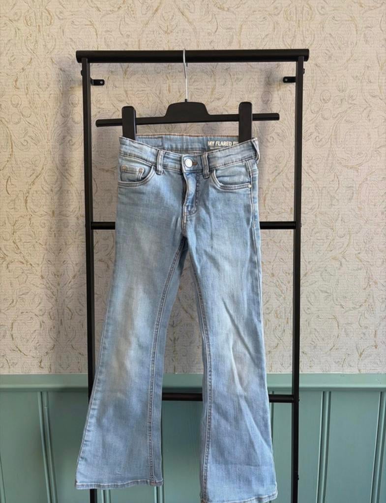 Jeans hema 122, Kinderen en Baby's, Kinderkleding | Maat 122, Ophalen of Verzenden, Zo goed als nieuw, Meisje, Broek
