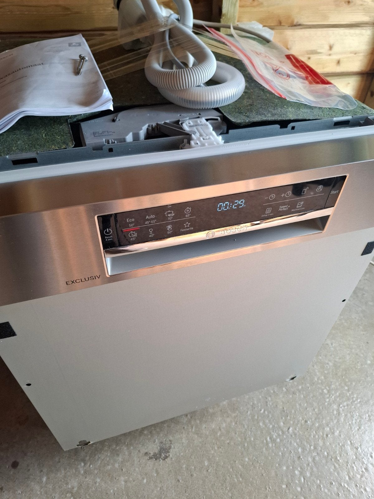 Inbouw vaatwasser bosch serie 6 met WiFi, 2jr jong zgan!, Energieklasse A of zuiniger, Minder dan 85 cm, Minder dan 10 liter, Ophalen of Verzenden