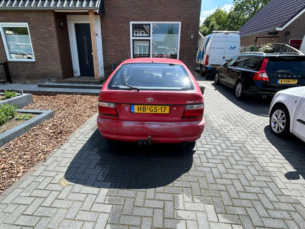 Toyota Corolla 1.3 XLI HB E2 1993 Rood, Auto's, Voorwielaandrijving, 450 kg, 40 €/maand, 4 cilinders