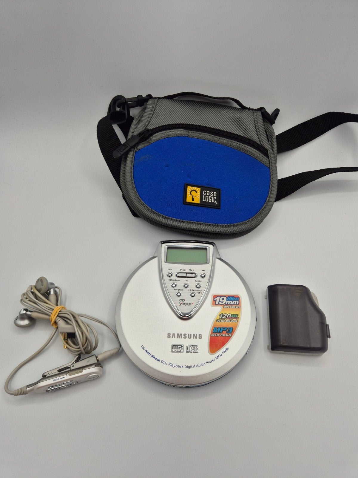Samsung MCD-SM85 Draagbare CD/MP3-speler met anti-shock, Audio, Tv en Foto, Overige merken, Gebruikt, Draagbaar, Ophalen of Verzenden