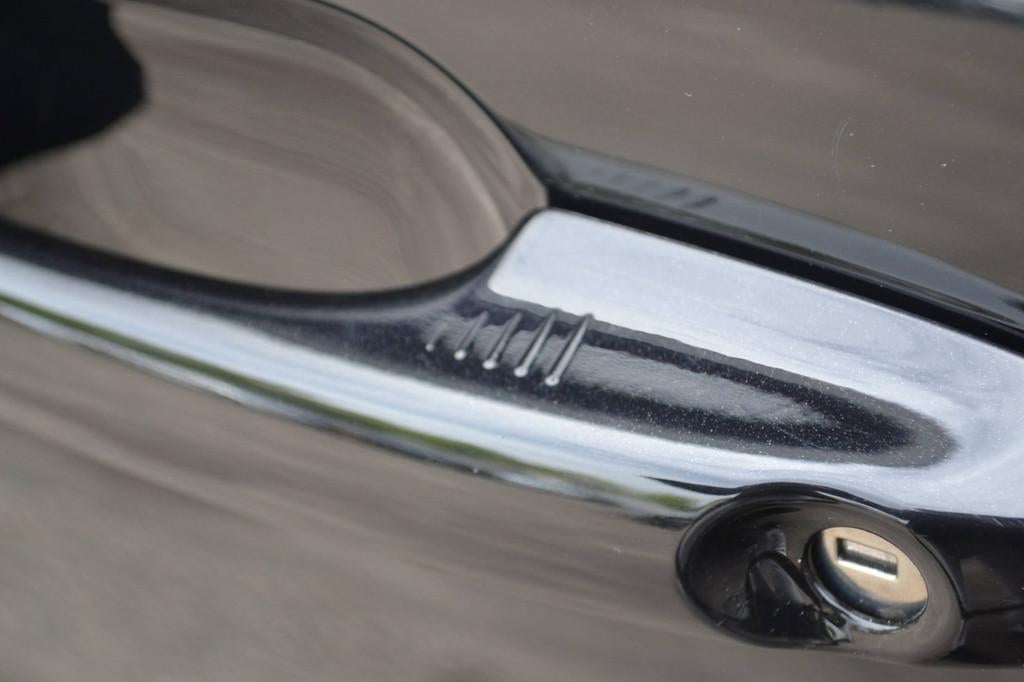 Ford Focus Wagon 1.0 EcoBoost Hybrid Titanium Style Cam Clim, Gebruikt, Euro 6, Zwart, Origineel Nederlands