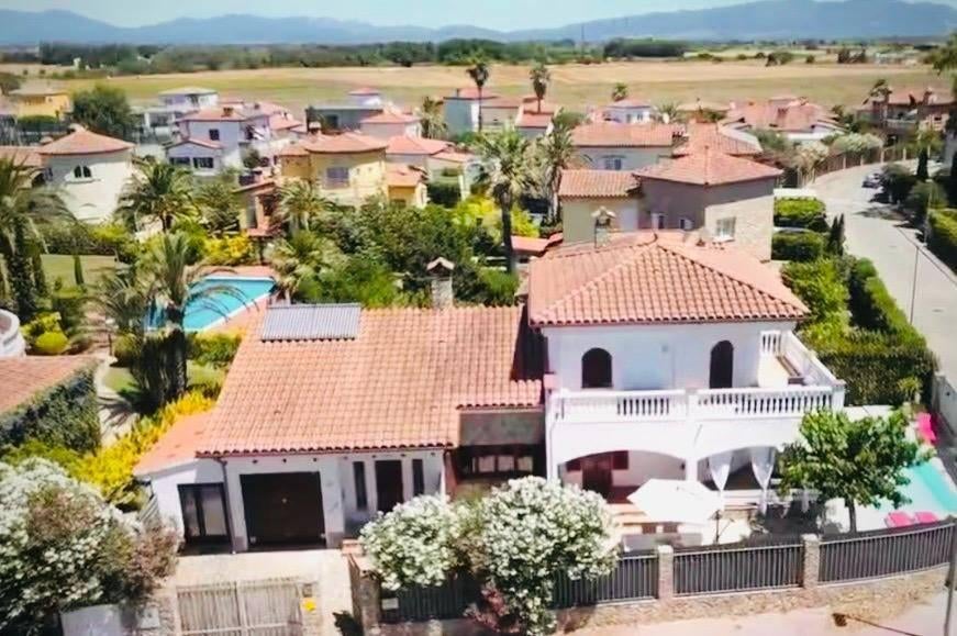 Last minute! 4 - 18 juli villa 8p zwembad St Pere Pescador, 8 personen, 4 of meer slaapkamers, Dorp, Costa Brava