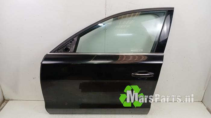 Portier 4Deurs links-voor van een Audi S8 (LZ9Y), Gebruikt, -, Deur, -