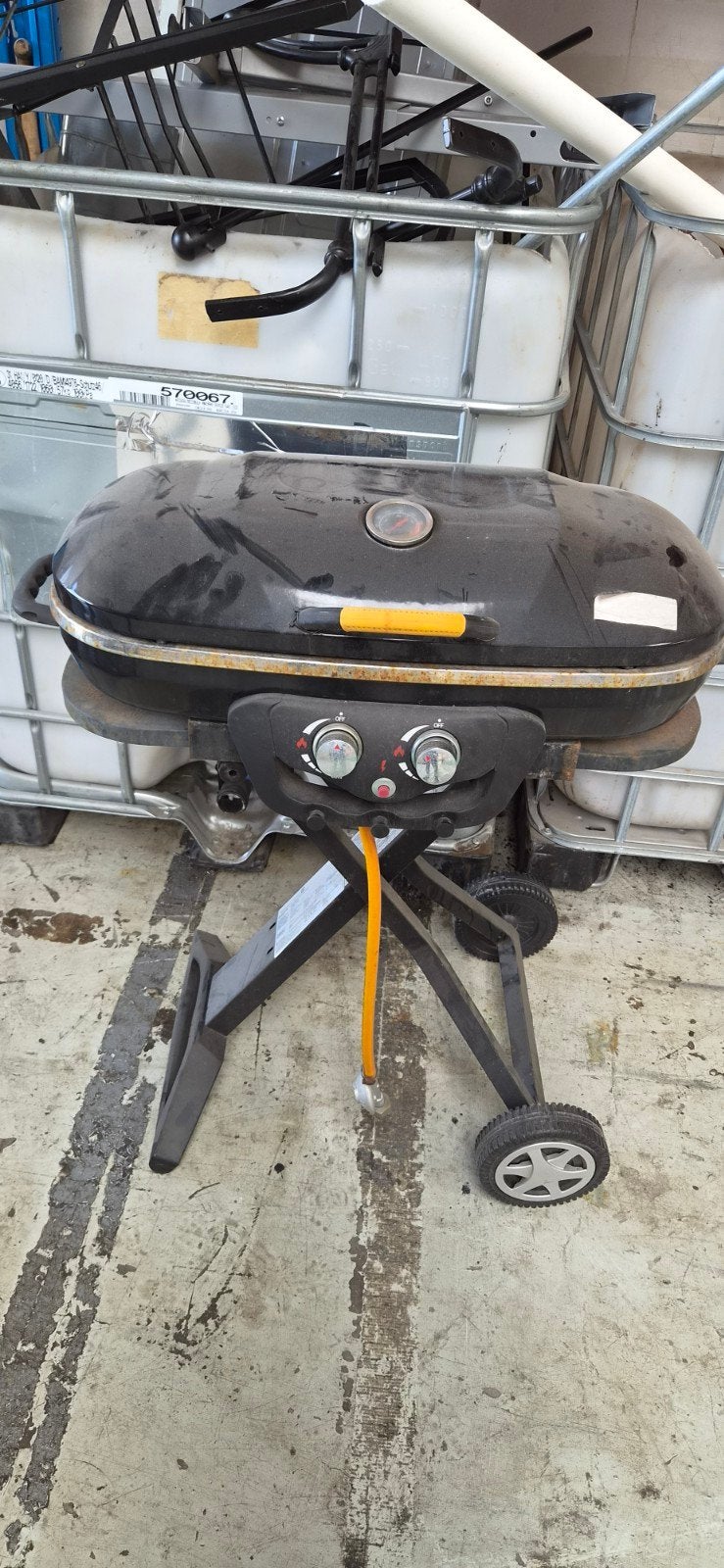 Compacte gasbarbecue op wielen - Gebruikt, Ophalen, Gebruikt, Onbekend
