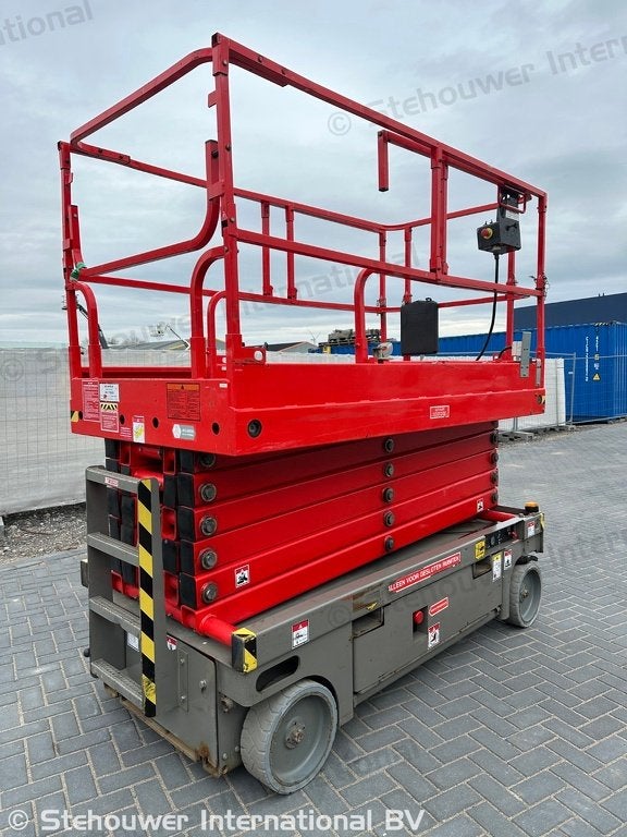Haulotte Compact 14 hoogwerker schaarhoogwerker (bj 2014), Haulotte G, Haulotte@haulotte.com, Rue Émile Zola CS 30045
42420  Lorette, FR