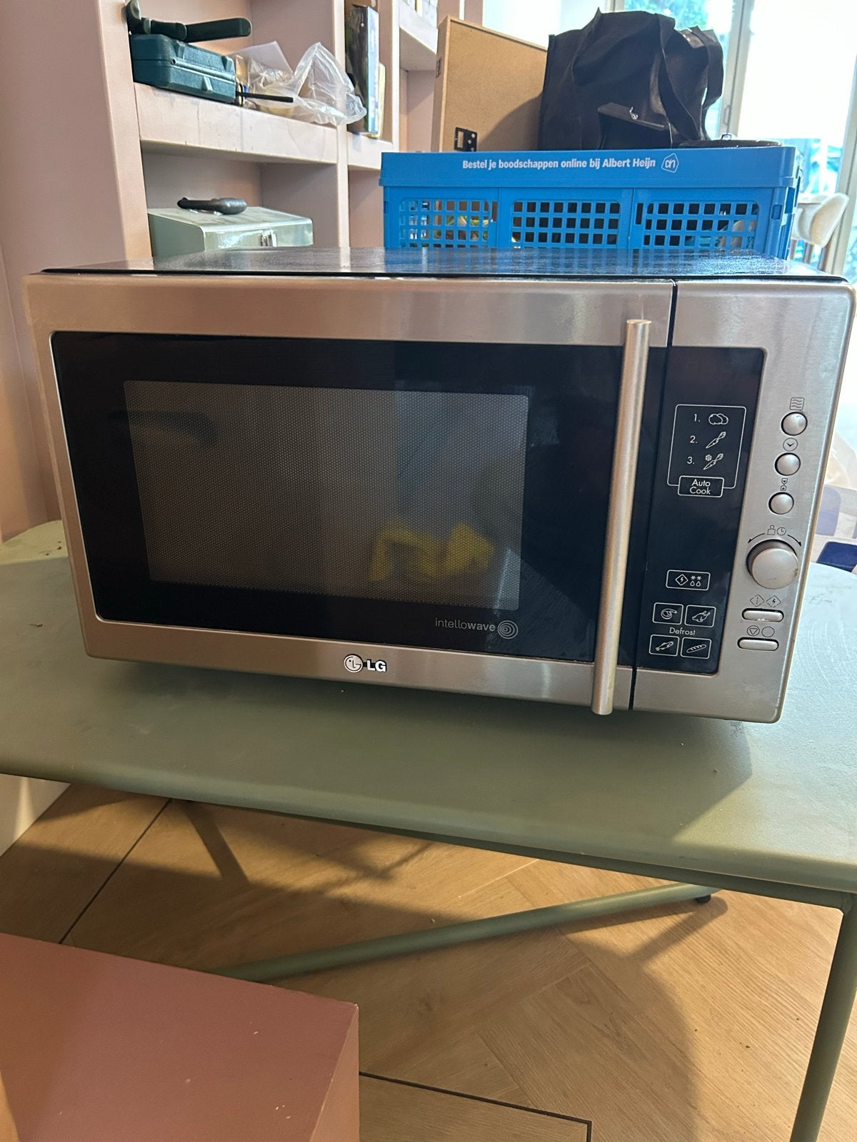 LG Intellowave Magnetron - Zilver, Goede Staat, Ophalen, Gebruikt, Magnetron, Draaiplateau