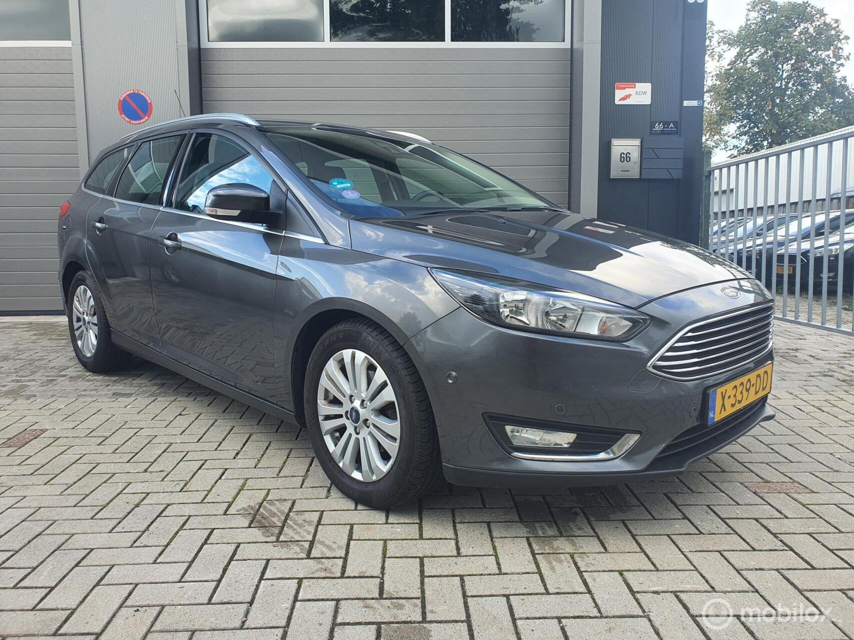 Ford Focus Wagon 1.0 Titanium Edition, Auto's, 125 pk, Gebruikt, Euro 6, Electronic Stability Program (ESP)