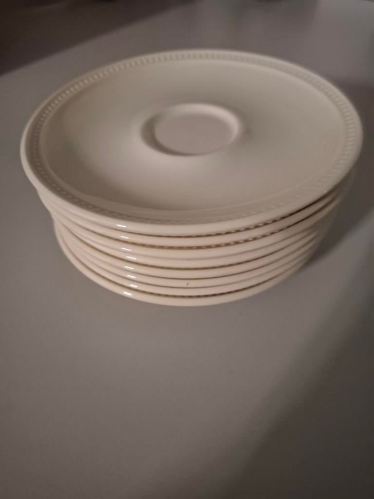 Wedgwood Windsor schotels 8 stuks nieuwstaat, Huis en Inrichting, Keuken | Servies, Ophalen of Verzenden, Zo goed als nieuw, Bord(en)