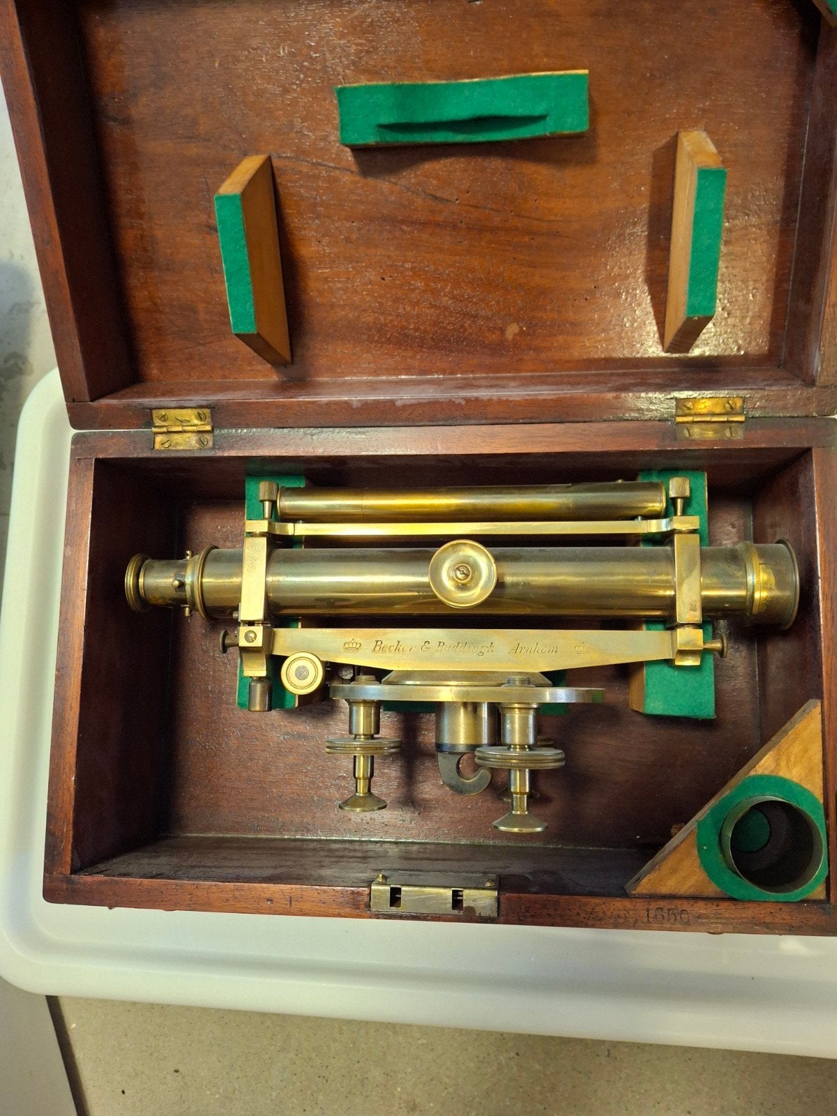 landmeter antiek, Verzenden