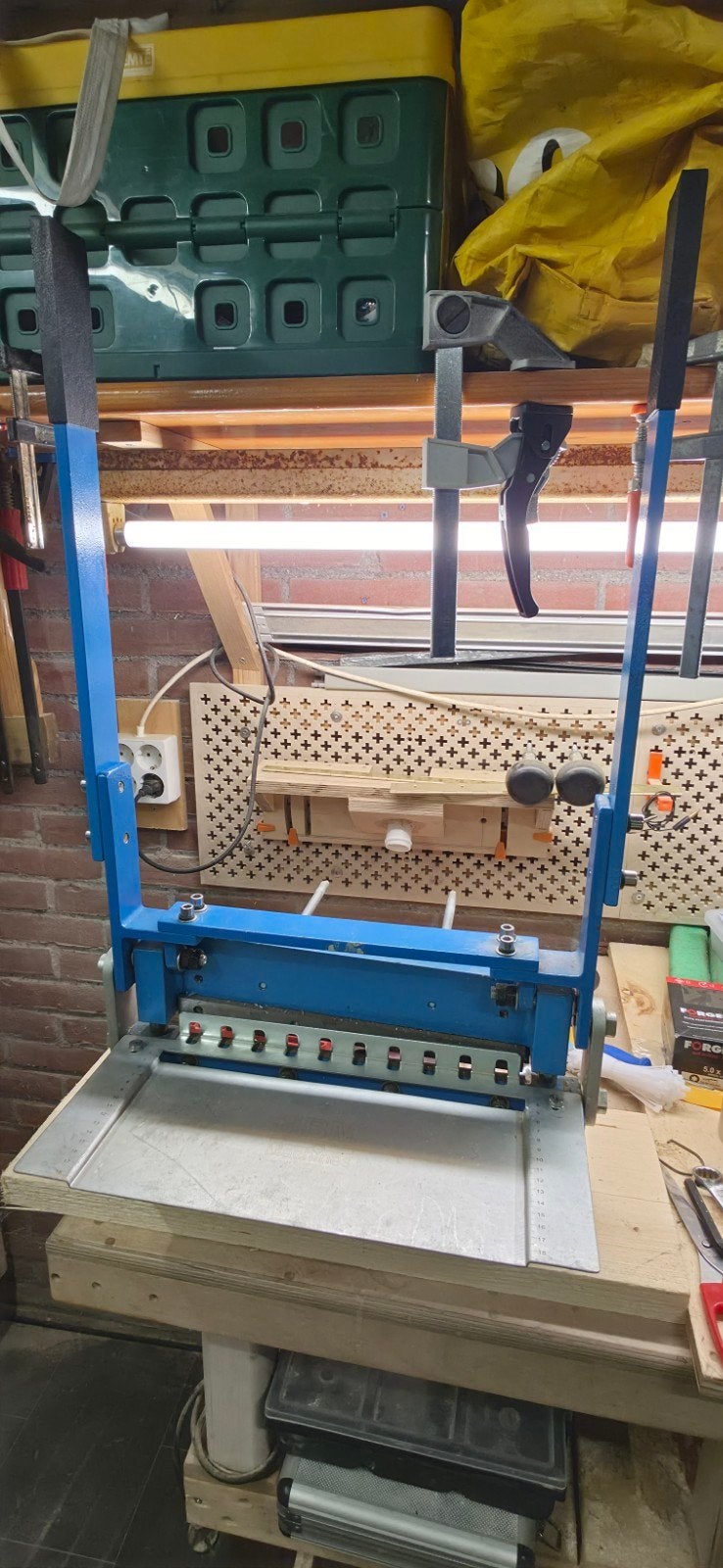 HBM 300 mm plaatschaar, Ophalen, Zo goed als nieuw