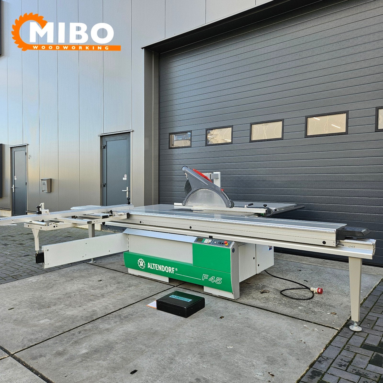 Altendorf F45 Formaatzaag 3800mm 45graden ** Digitaal, 70 mm of meer, Ophalen of Verzenden, Zo goed als nieuw, 1200 watt of meer