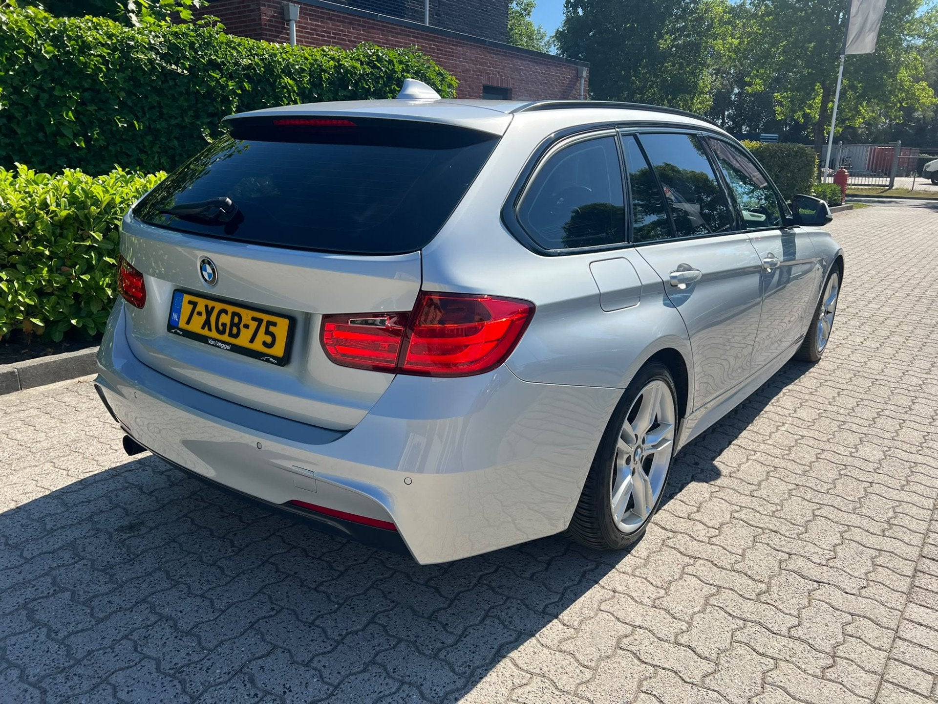 BMW 3 Serie Touring 316i M pakket navi, trekhaak, cruise, pd, Auto's, Gebruikt, 4 cilinders, Alcantara, Origineel Nederlands