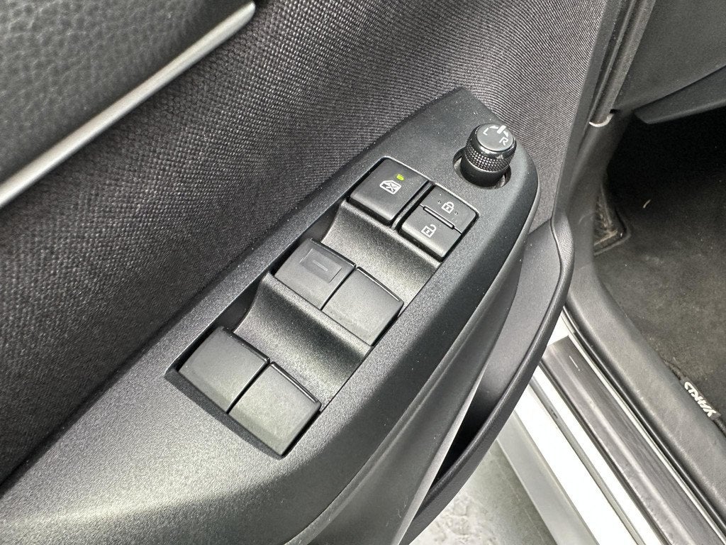 Toyota Yaris 1.5 Hybrid 115 Active, Gebruikt, 49 €/maand, Bedrijf, 26 km/l