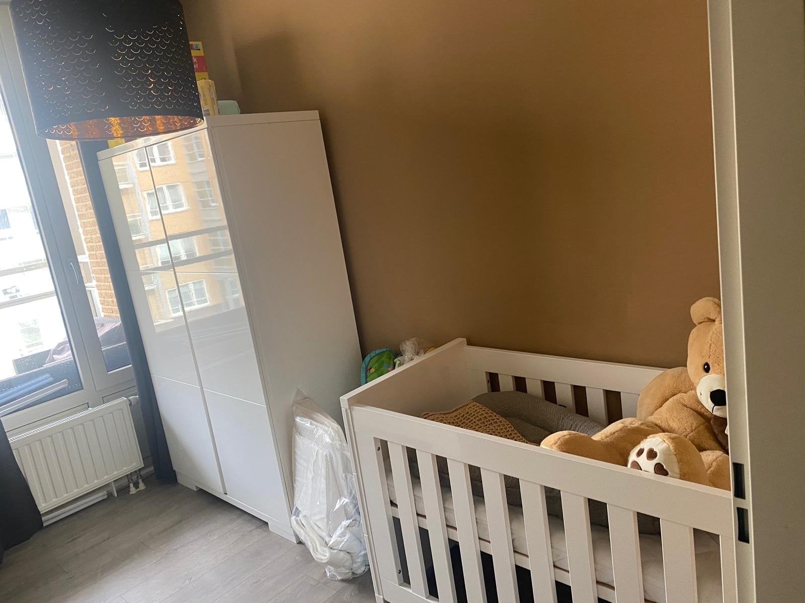 Complete Babykamer Set Wit: Ledikant, Commode, Kledingkast, Ophalen, Gebruikt, Jongetje of Meisje