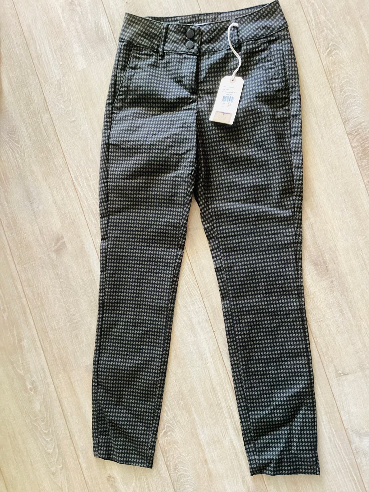 Nieuwe broek Red Button maat 34, Kleding | Dames, Broeken en Pantalons, Zo goed als nieuw, Maat 34 (XS) of kleiner, Lang, Verzenden
