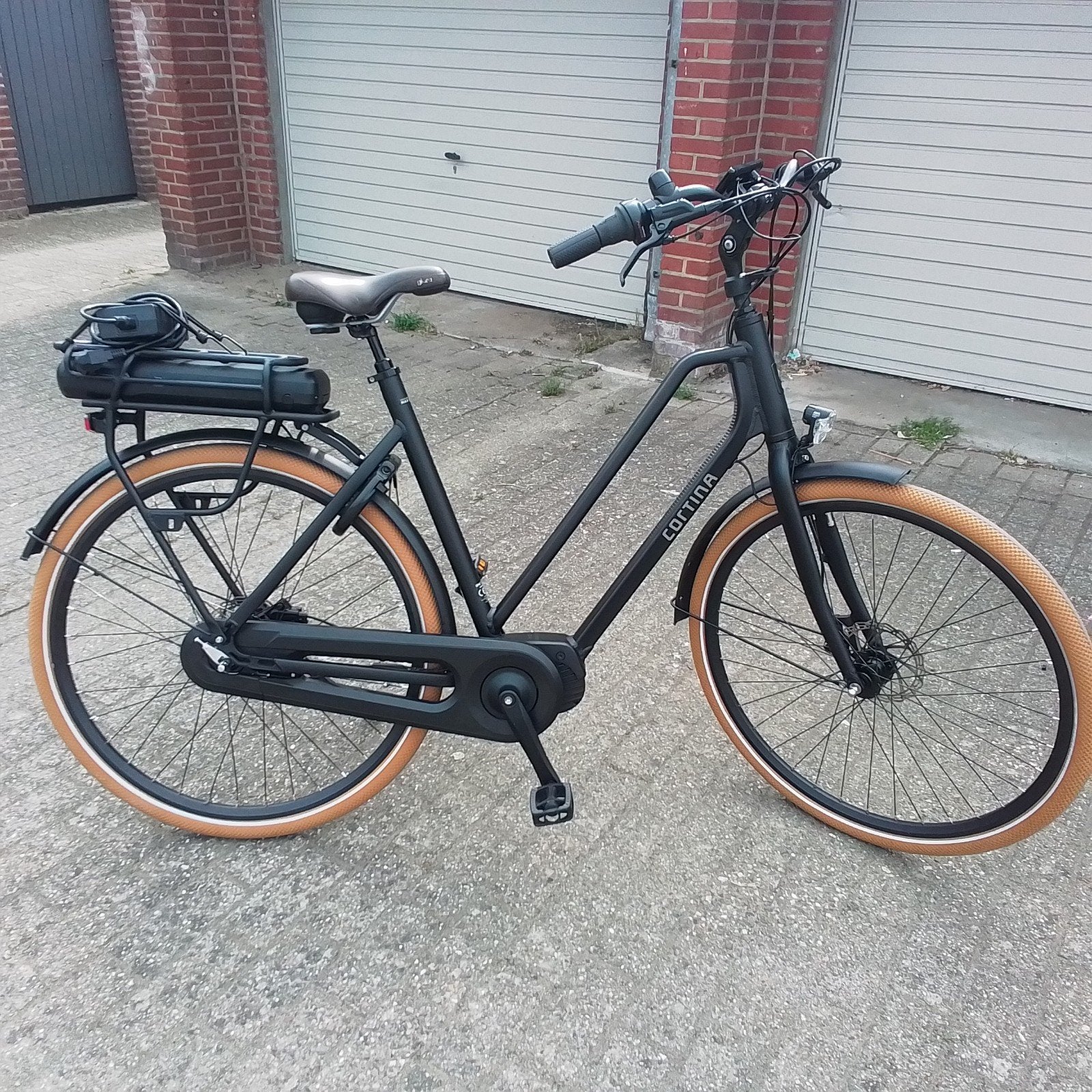 Cortina E-bike met Bafang M300 motor en 750Wh accu, Ophalen of Verzenden, Zo goed als nieuw, Cortina, 50 km per accu of meer