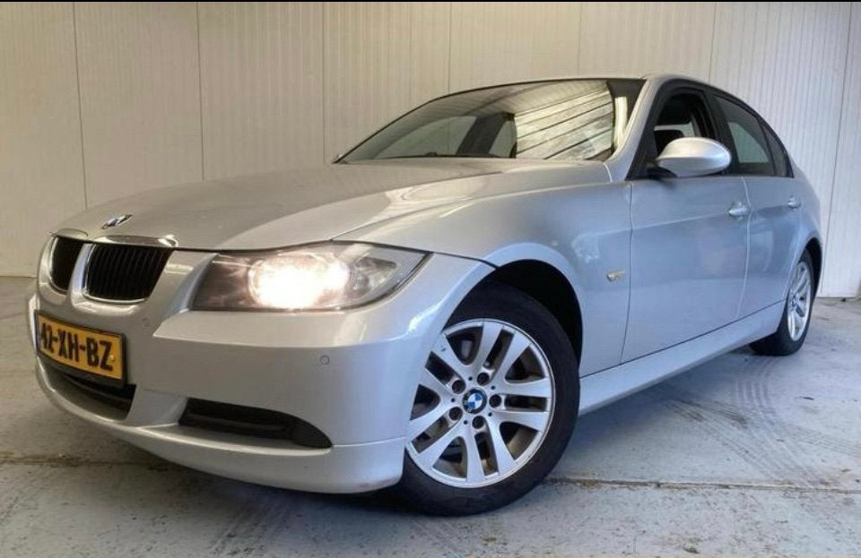 BMW 3-Serie 2.0 I 318 AUT 2007 Grijs, Auto's, Achterwielaandrijving, 1995 cc, 4 cilinders, 129 pk