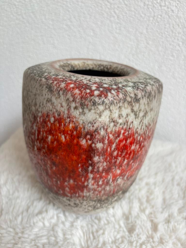 Fat lava vaas Karlsruhe Majolika Keramik 17 cm, Antiek en Kunst, Ophalen of Verzenden