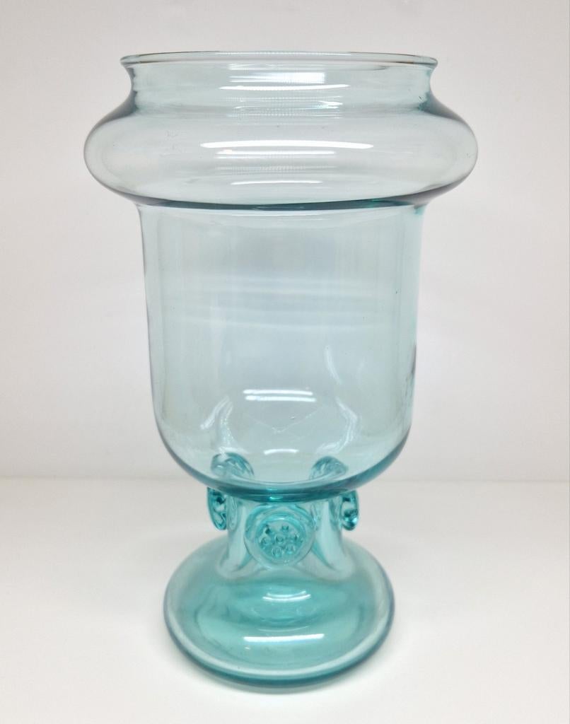 Royal Leerdam Kristalunie blauw glazen bokaal Willem Heesen., Antiek en Kunst, Ophalen of Verzenden
