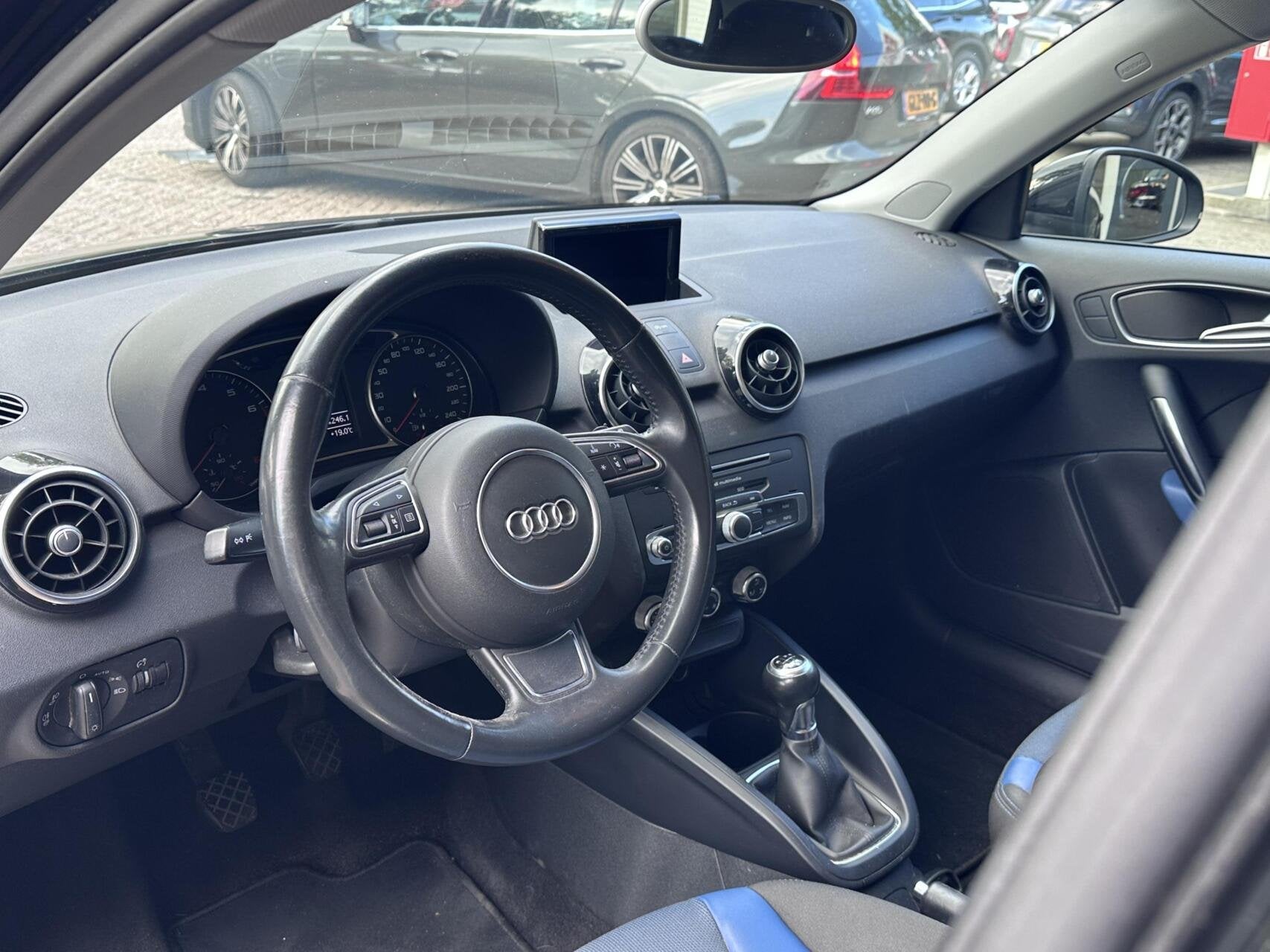 Audi A1 Sportback 1.0 TFSI Pro Line Airco, Navi, Bluetooth,, Auto's, Voorwielaandrijving, Euro 6, 95 pk, Met garantie (alle)