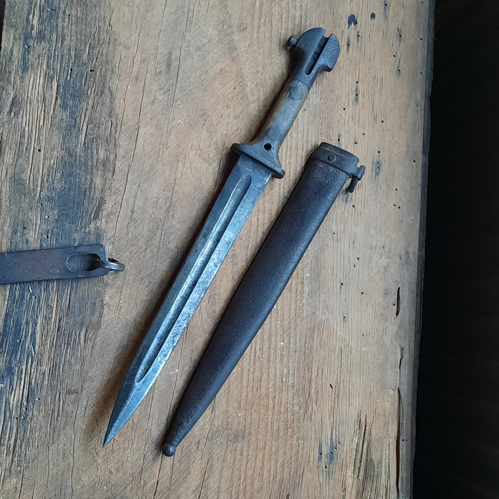 M1924/40 Cetnik bayonet zeldzaam, Ophalen of Verzenden, Overige soorten, Overige gebieden, Overige typen