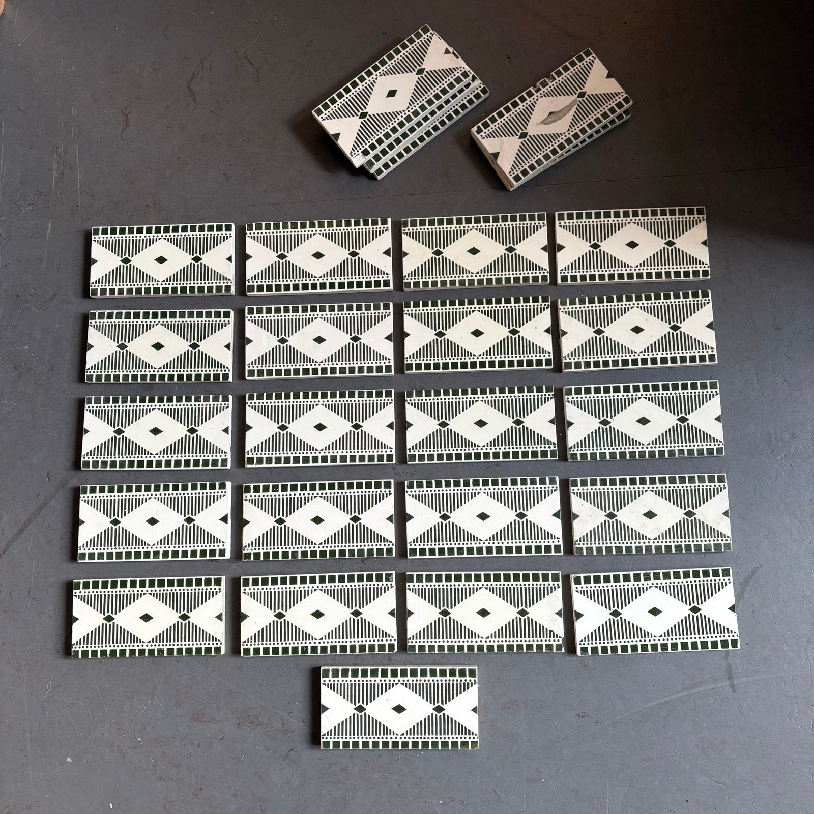20x Boizenburg geometrische randtegels, Ophalen of Verzenden