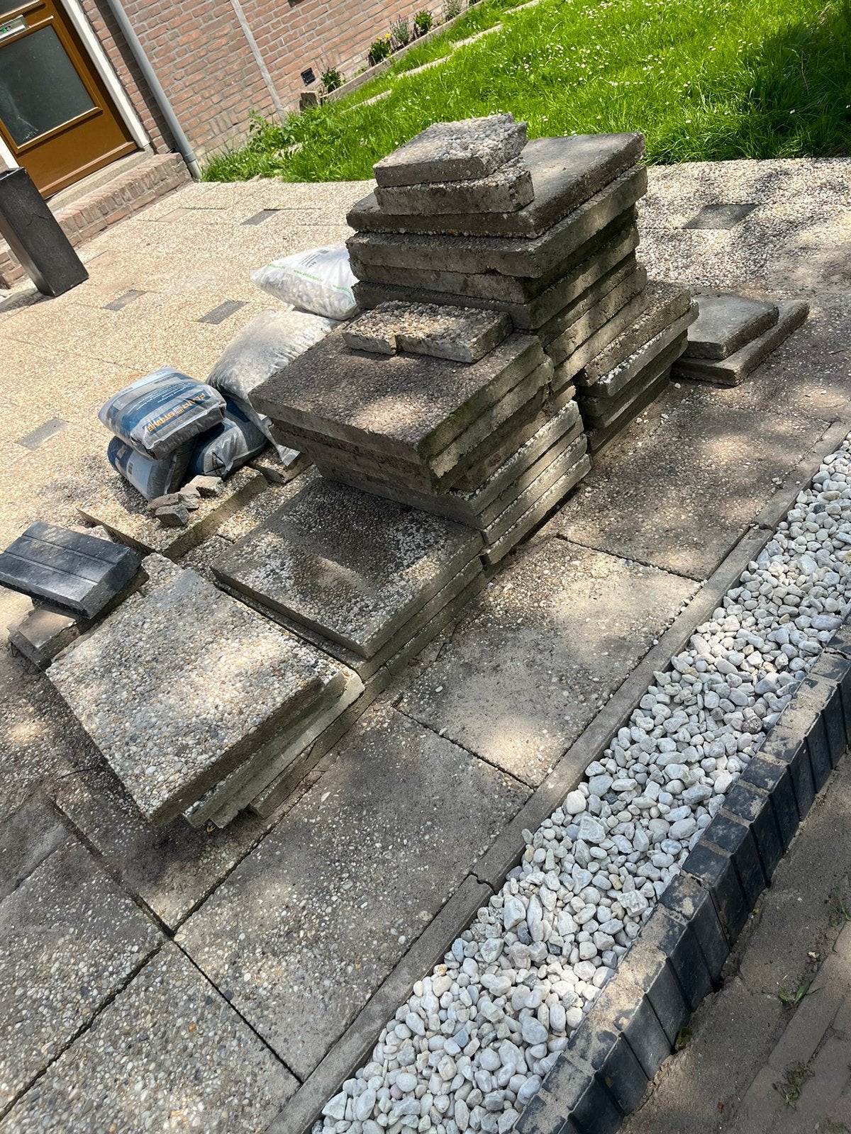 Grindtegels op te halen in dordrecht, Ophalen of Verzenden, Zo goed als nieuw, Beton, Terrastegels