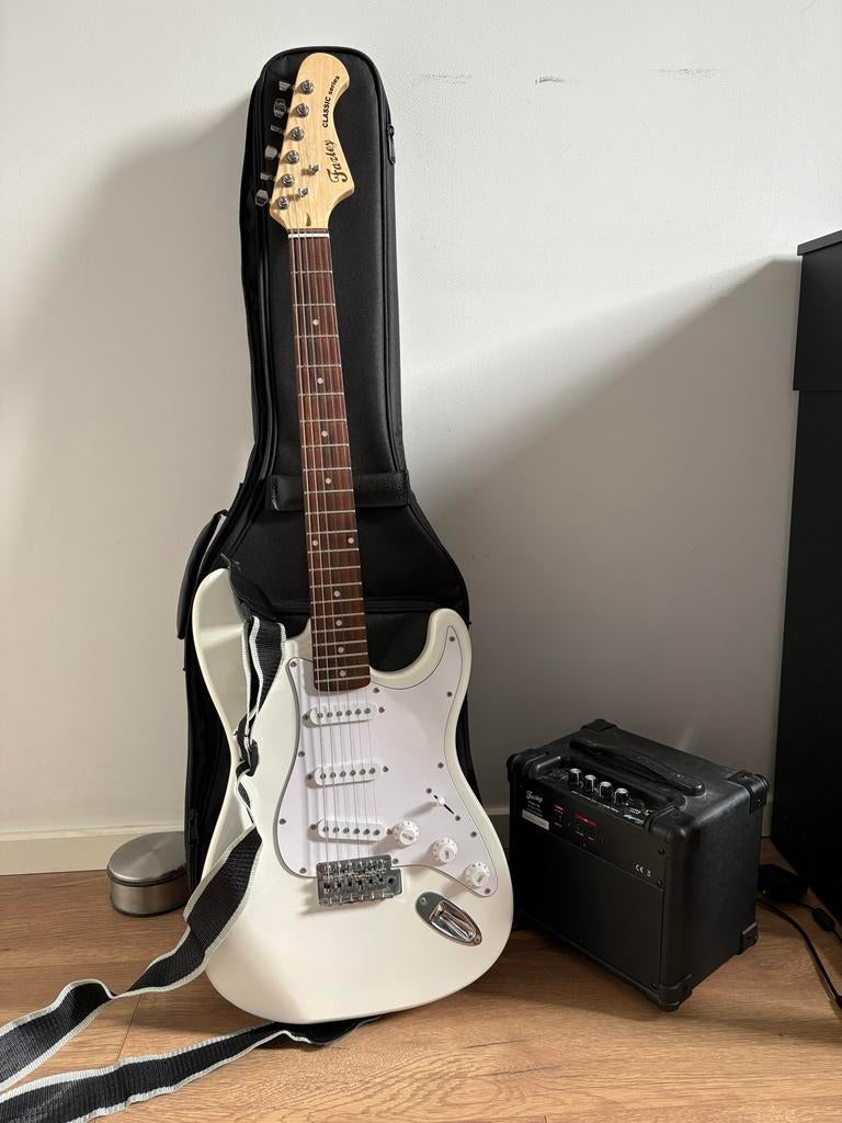 Elektrische gitaar set met versterker - Ideaal voor beginner, Gebruikt, Met versterker, Solid body, Ophalen