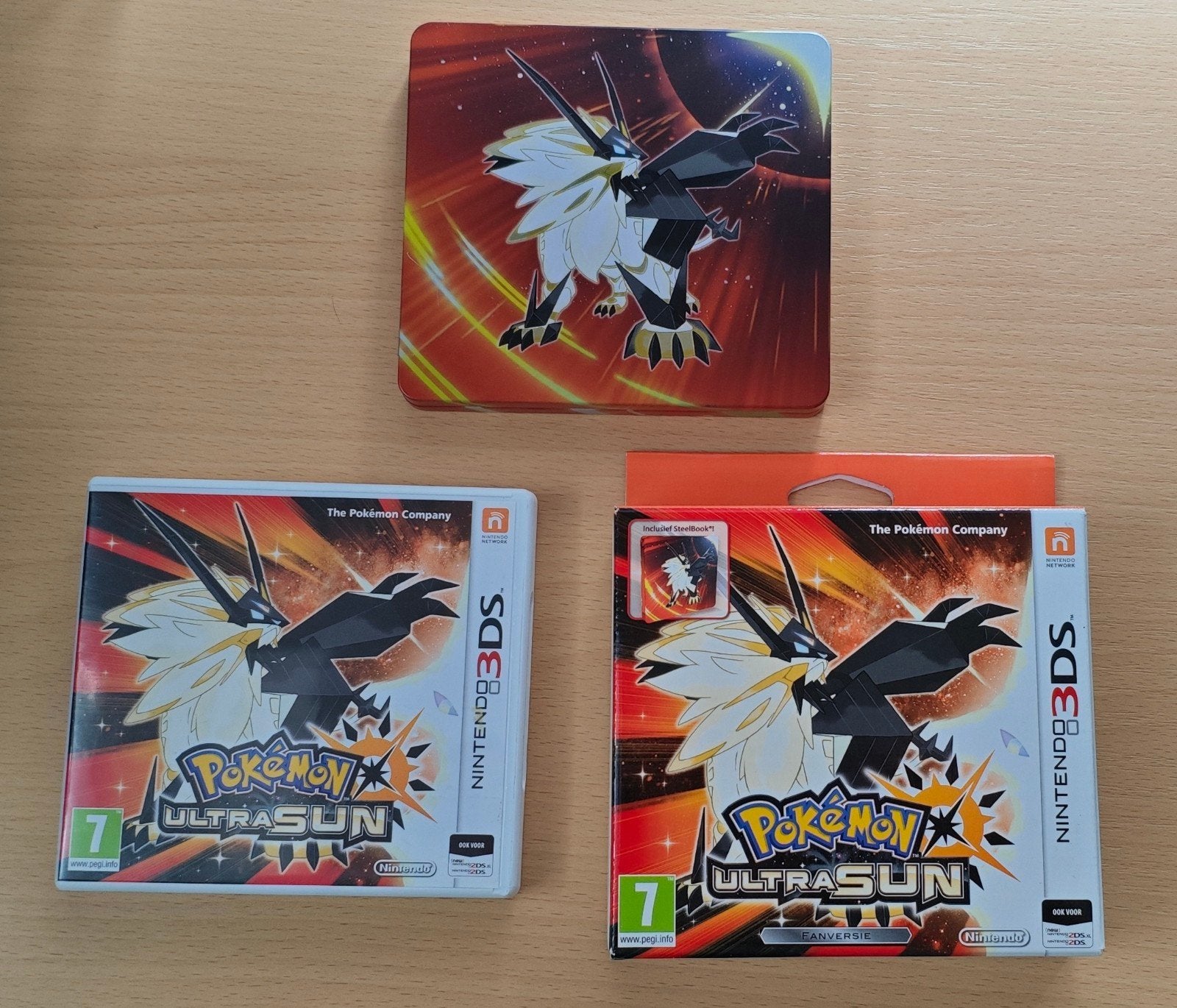 Pokémon Ultra Sun Faneditie met Steelbook - 3DS), Spelcomputers en Games, Online, 1 speler, Ophalen of Verzenden, Zo goed als nieuw