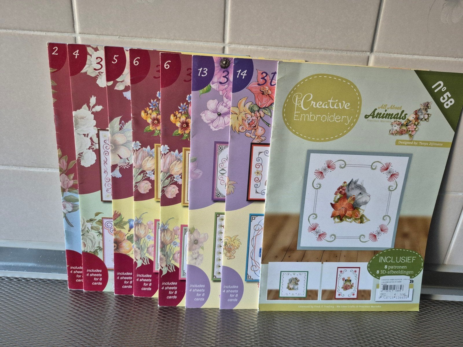 8 BORDUUR/3D KAARTEN MAKEN BOEKEN NIEUW, Ophalen, Nieuw, Overige thema's, Overige typen