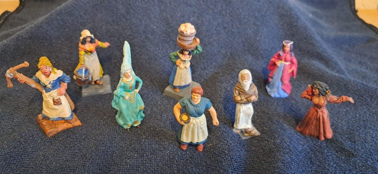 jonkvrouwen /bedienden figuurtjes, Verzamelen, Ophalen of Verzenden, Zo goed als nieuw
