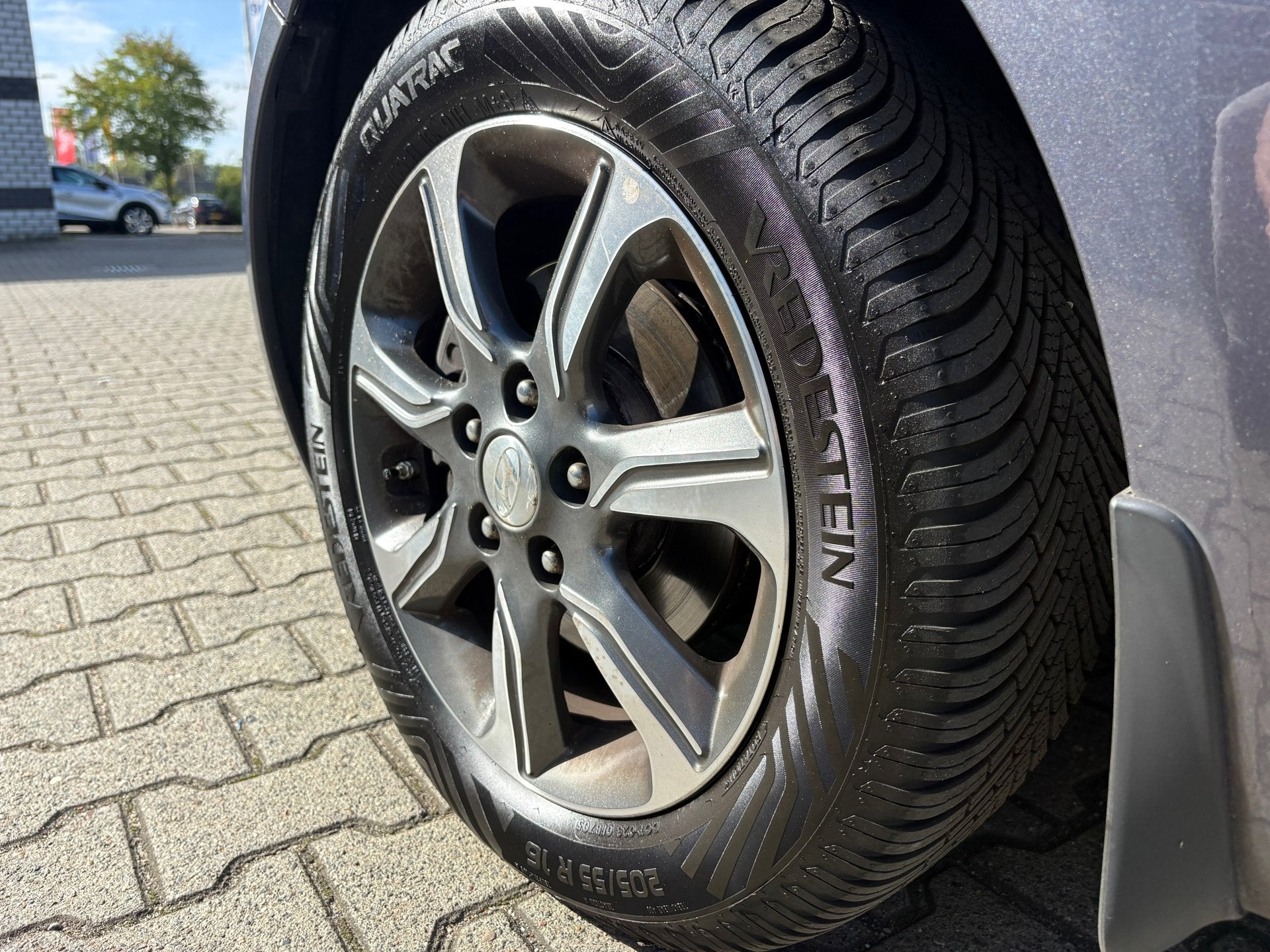 Hyundai Ix20 1.6i Automaat (BOVAG/RIJKLAARPRÏJS), Auto's, Automaat, 12 maanden, Gebruikt, Zwart
