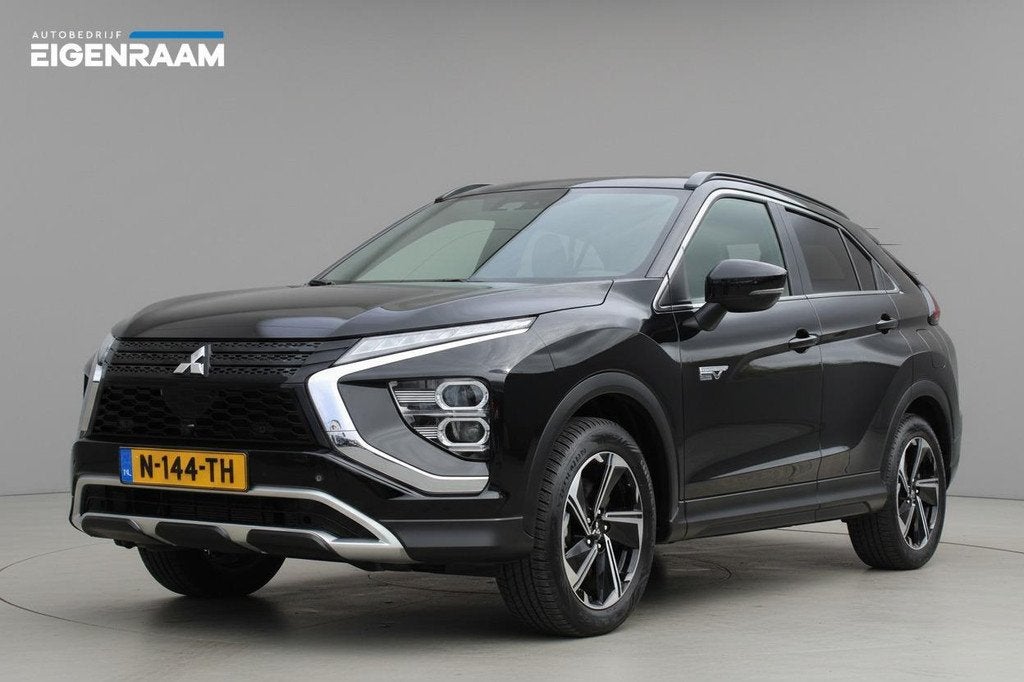 Mitsubishi Eclipse Cross 2.4 PHEV | Trekhaak | Camera | Zeer, Automaat, 188 pk, Euro 6, 4 cilinders