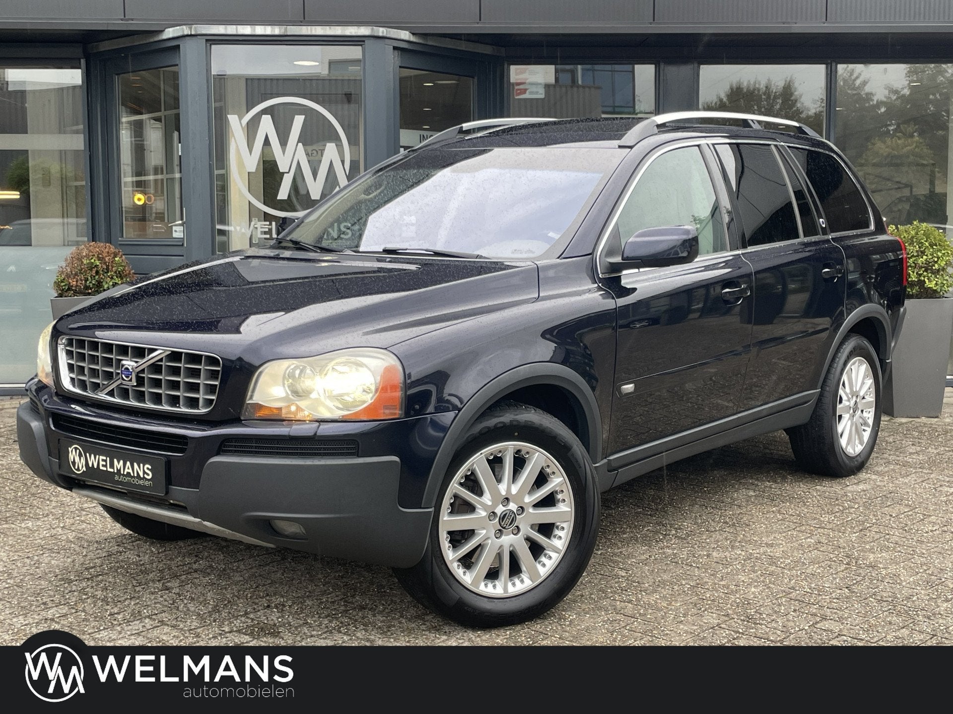 Volvo XC90 2.5T AWD Executive Youngtimer l Schuifdak l 7P l, Auto's, Gebruikt, Beige, 1991 kg, Blauw