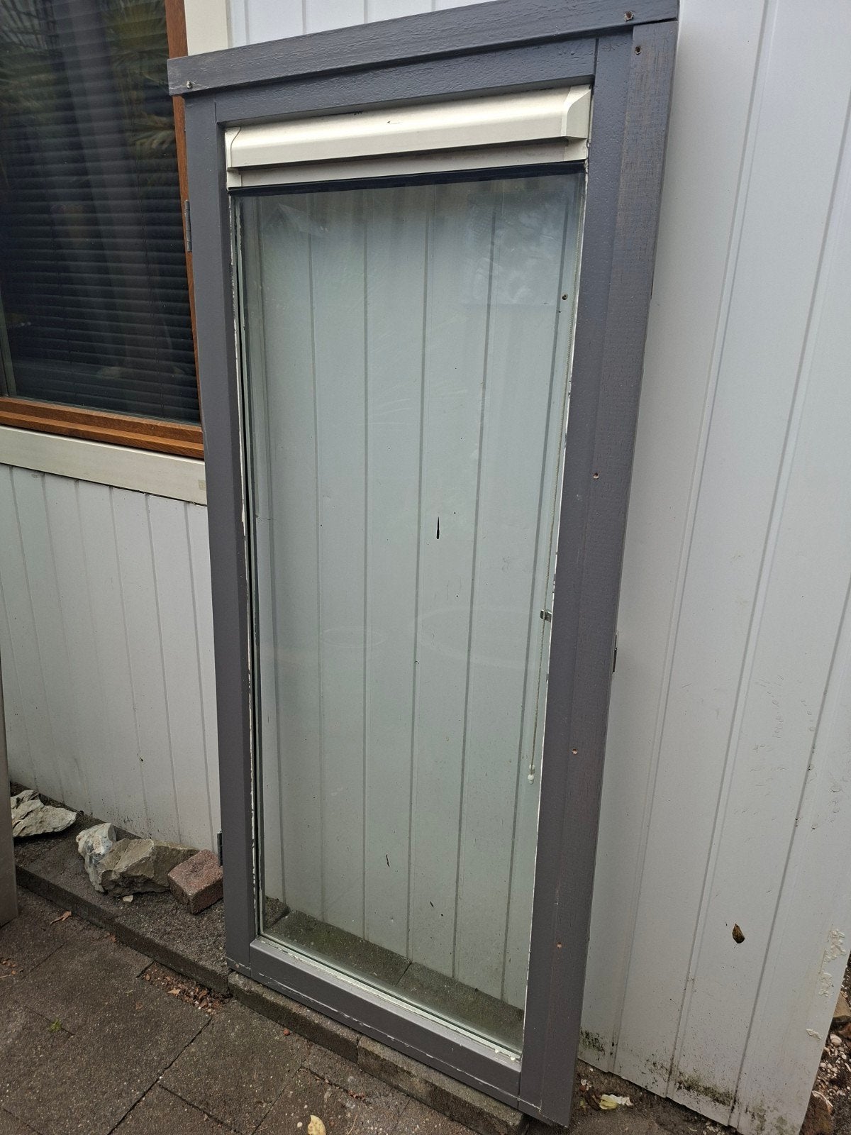 Gebruikte 2 hardhouten ramen met dubbelglas, Doe-het-zelf en Verbouw, Glas en Ramen, Ophalen, Gevelraam of Ruit, Gebruikt, Minder dan 80 cm