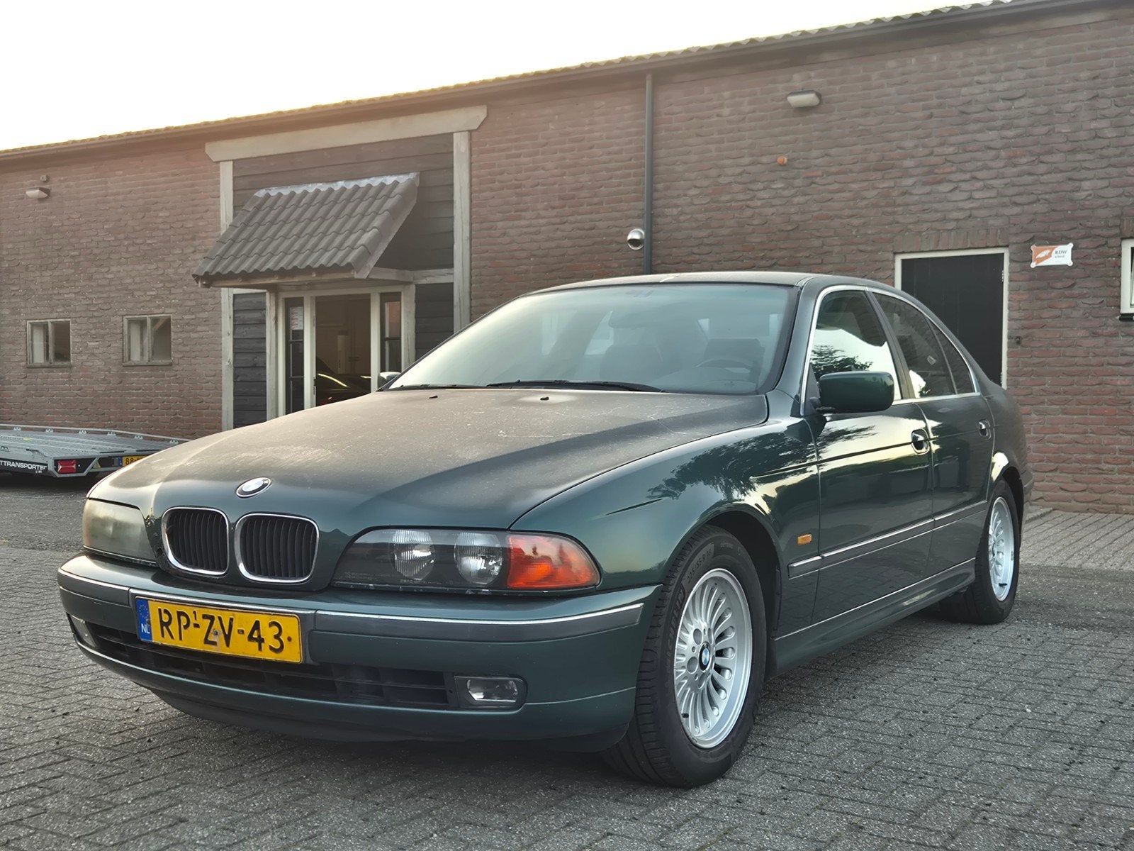 BMW 5-Serie 2.5 I 523 AUT 1997 Groen I Airco I Cruise I APK, Euro 2, 745 kg, 1800 kg, 2494 cc